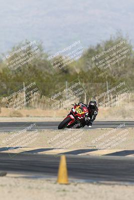 media/Jan-15-2026-Racers Edge (Thu) [[dfebeb70ab]]/2-A Group/Session 5 Turn 2/